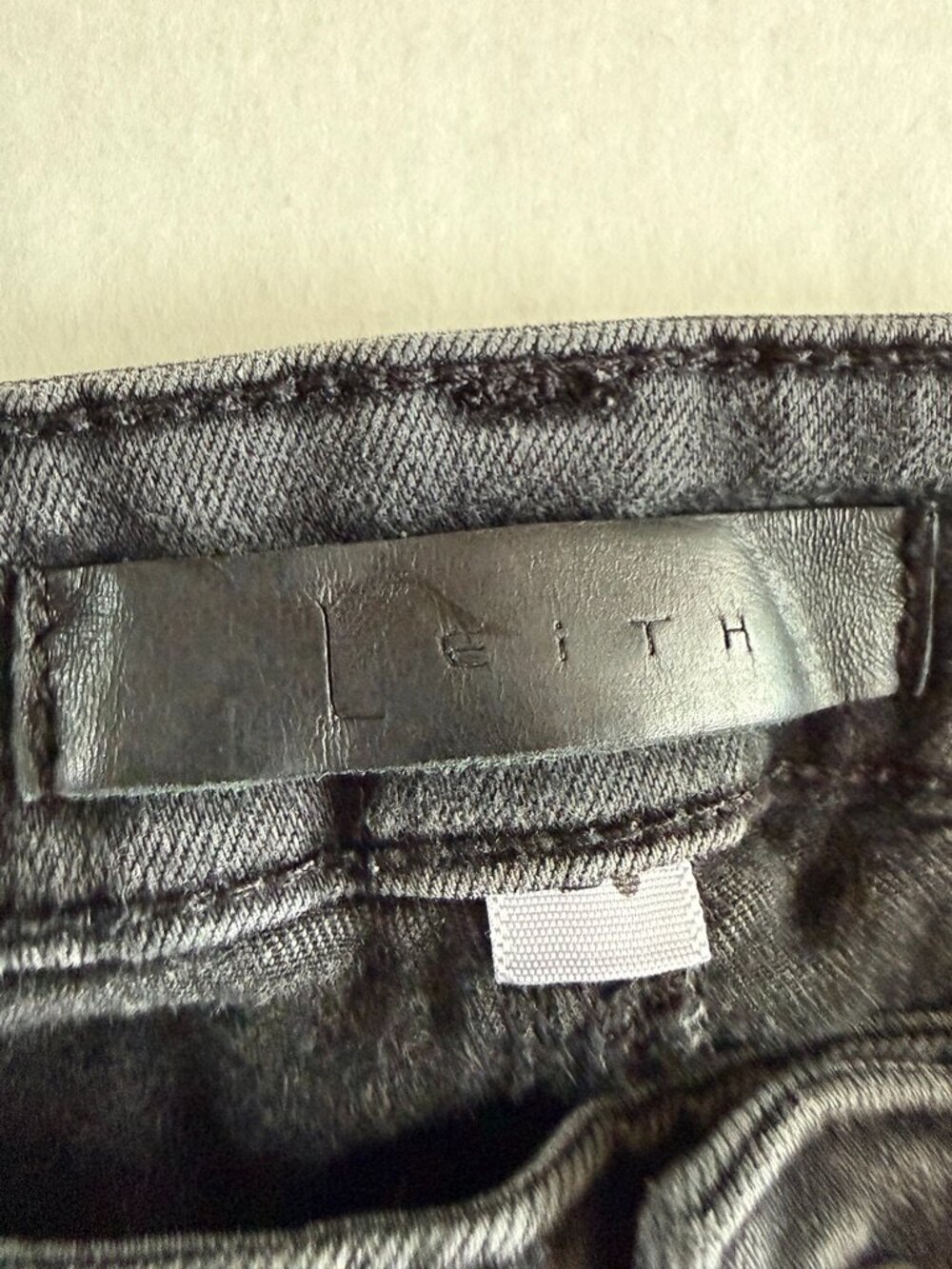 Leith High Rise Jeans size 26 - Picture 5 of 12